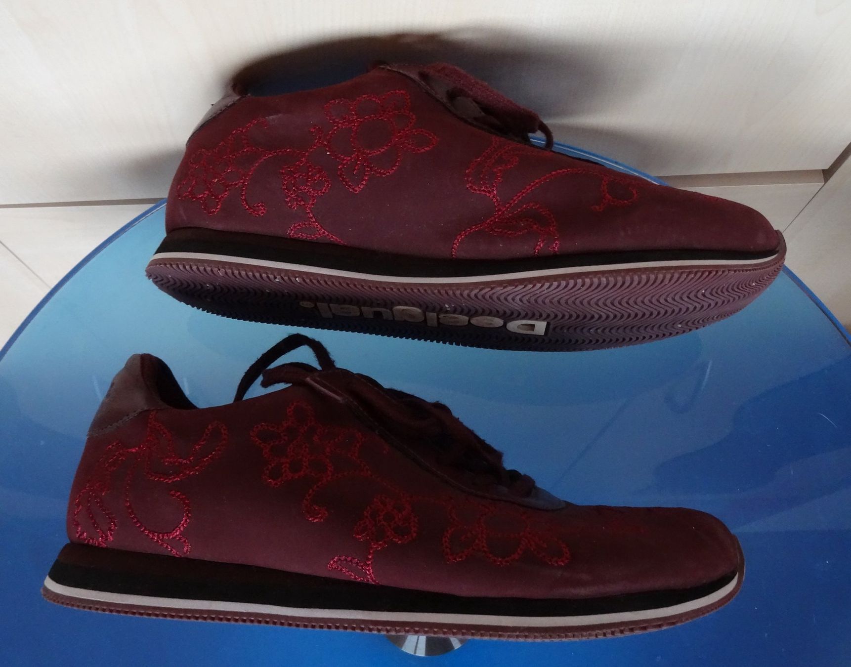Desigual Scarpe da donna: Schuhe Desigual Gr. 38 Lila – Usato da Speicher venduto da Metoyou11