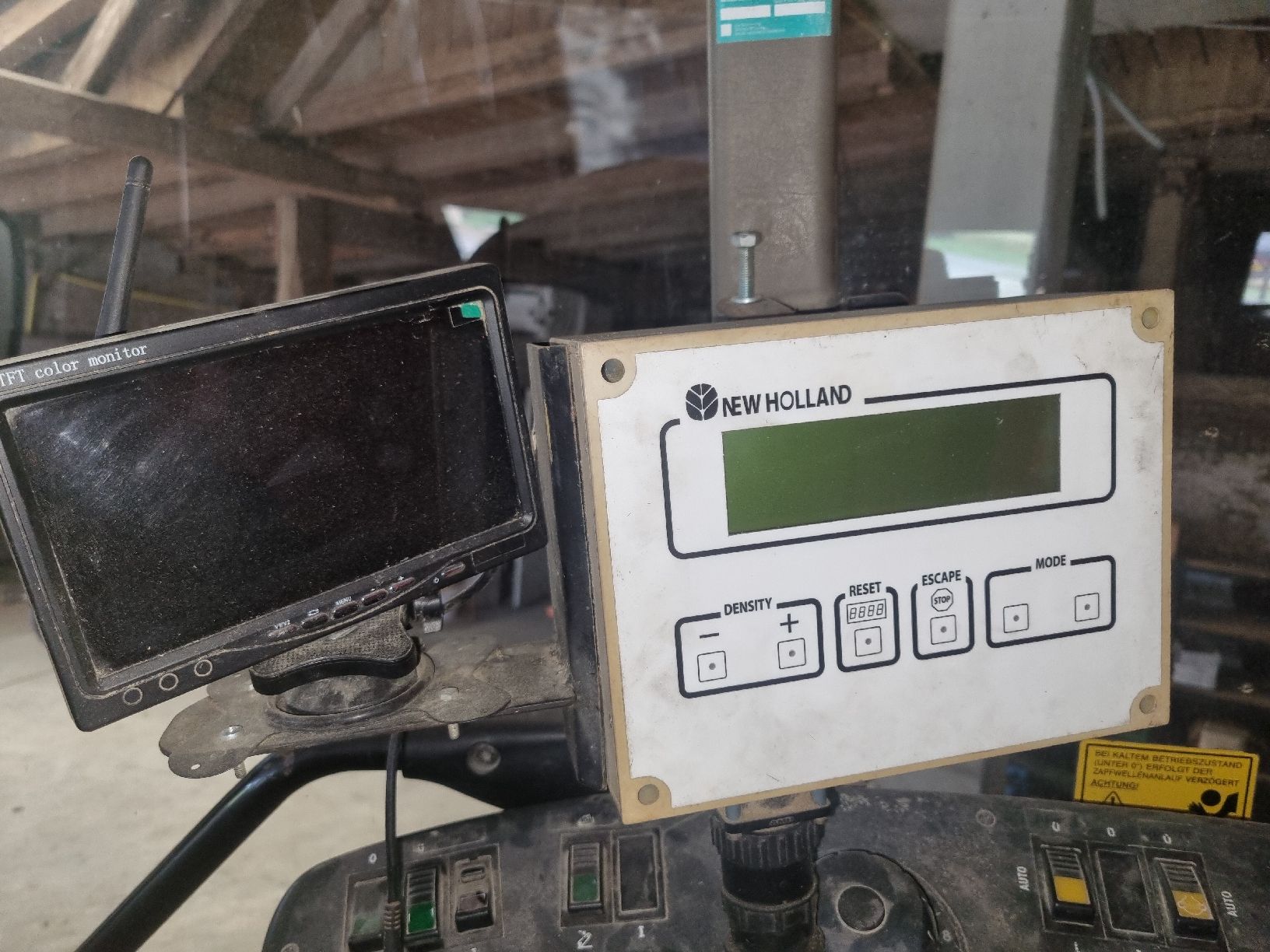 Tutte le macchine: New Holland D1010 – Difettoso da Auswil venduto da Silv61 5
