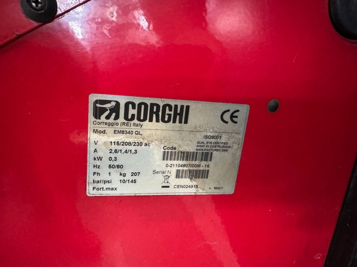 Corghi Alle Maschinen: Auswuchtmaschine  – Gebraucht aus reiden von AAAE 3