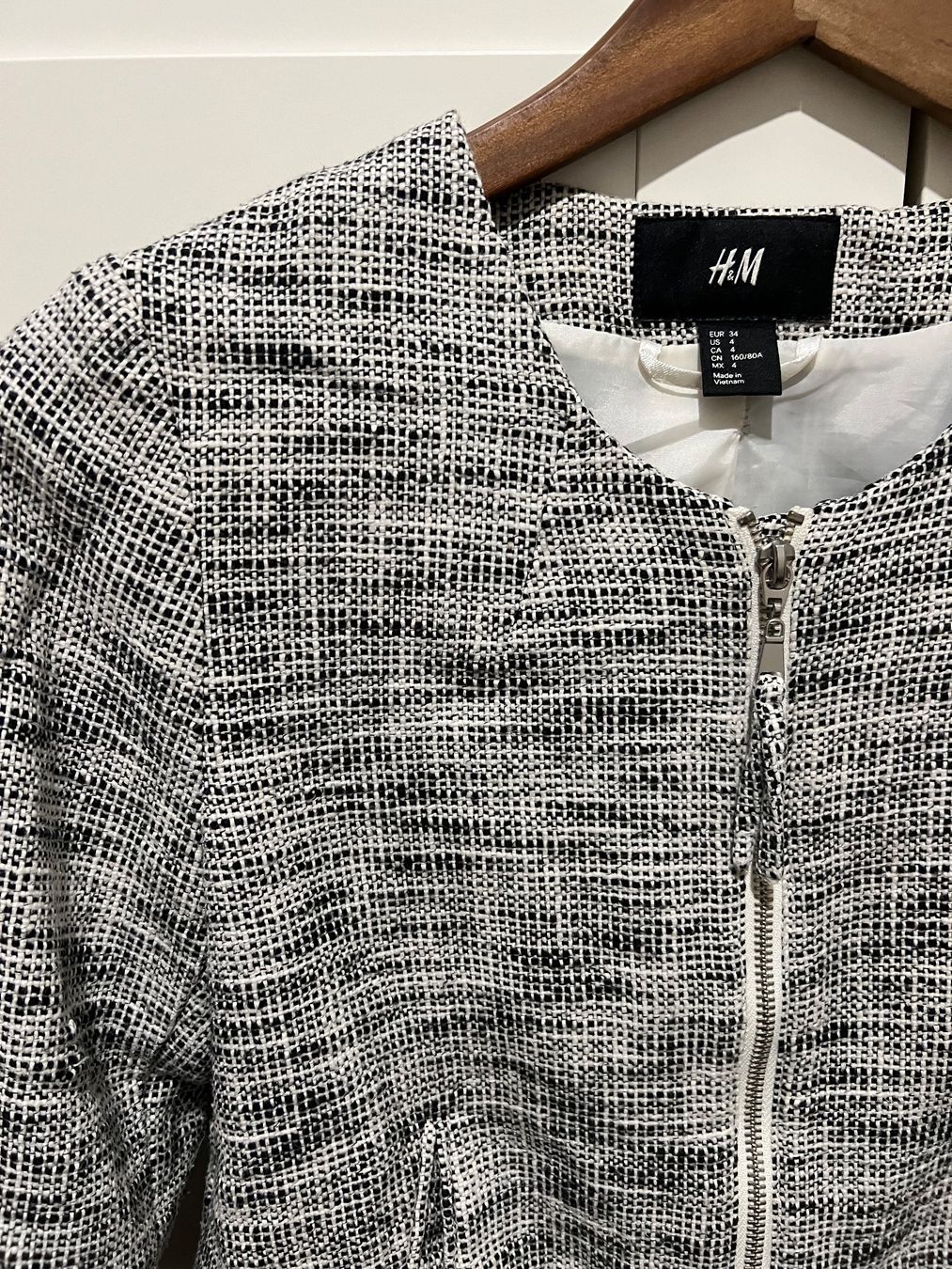 Giacche: Bouclé Jacke, schwarz-weiss – Usato da Wittenbach venduto da DGB_xoxo 1
