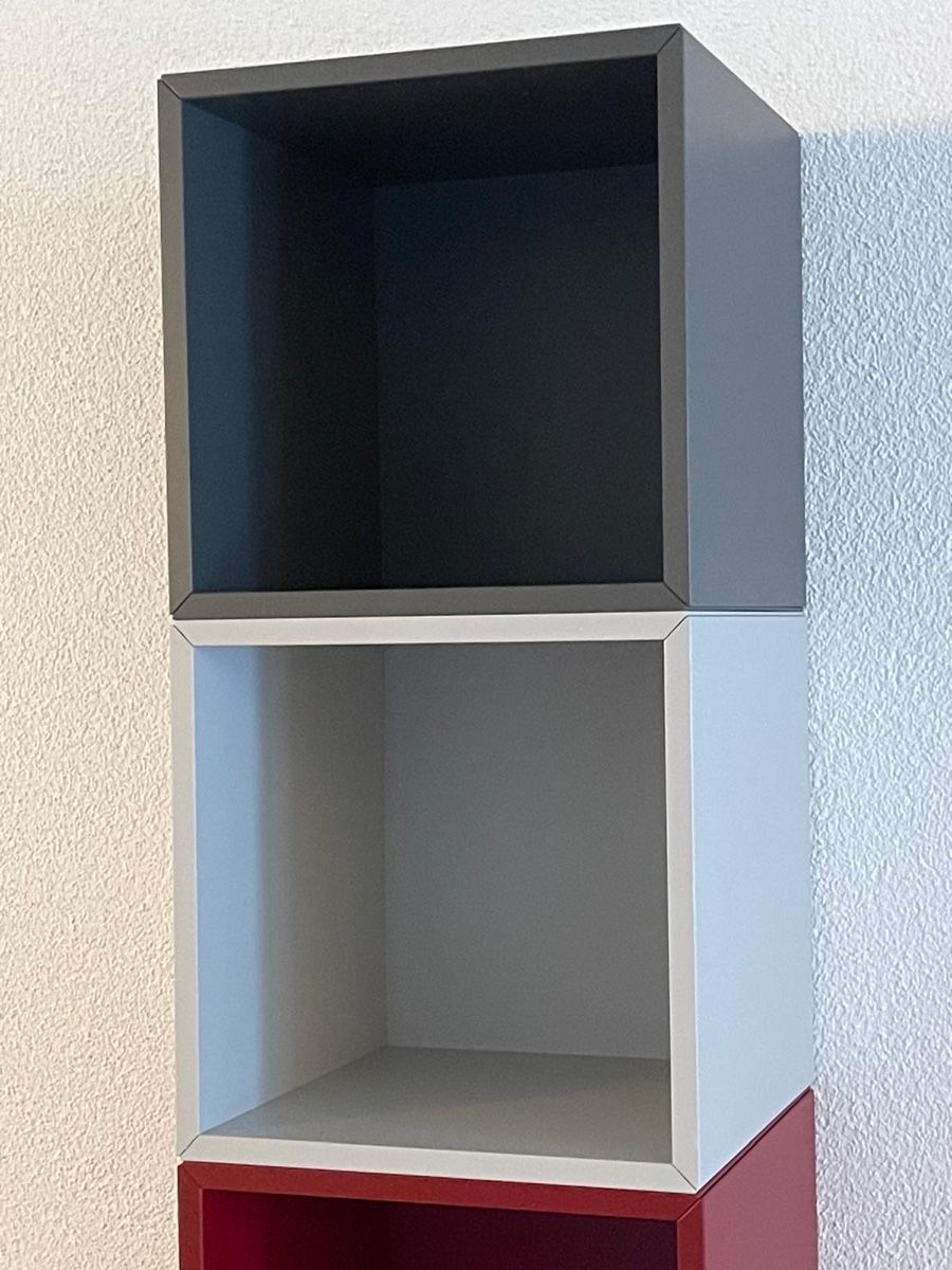 Ikea Scaffali: IKEA Eket Regal in rot und grau – Usato da Buchs SG venduto da patrickonzales 2