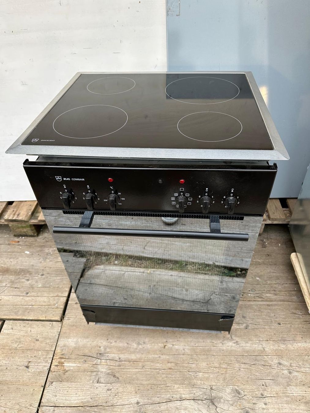 V-Zug Herde: Backofen mit Glaskeramik V-ZUG – Gebraucht aus Spreitenbach von Space_X