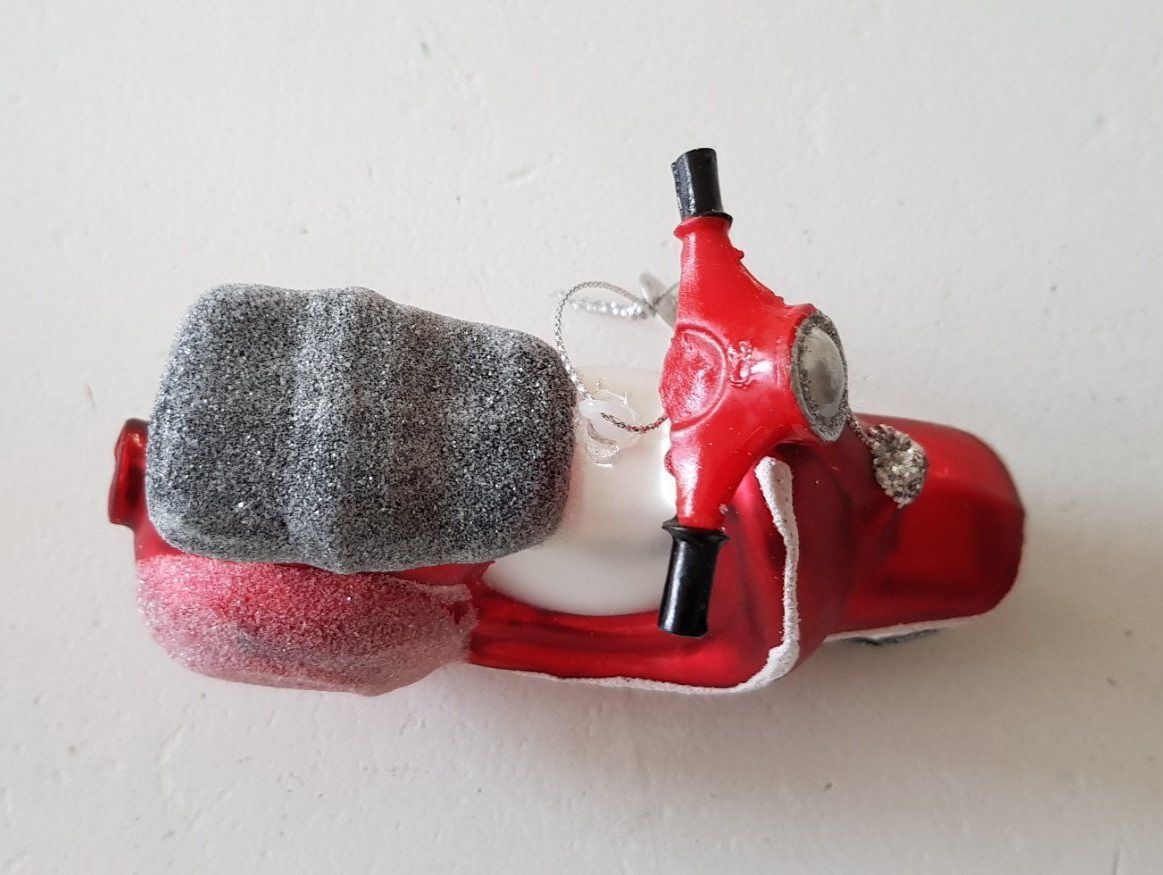 Alle Dekorationen: Spezielle VESPA - Roller Weihnachtskugel – Neu und originalverpackt aus Nottwil von echtMOMO 7