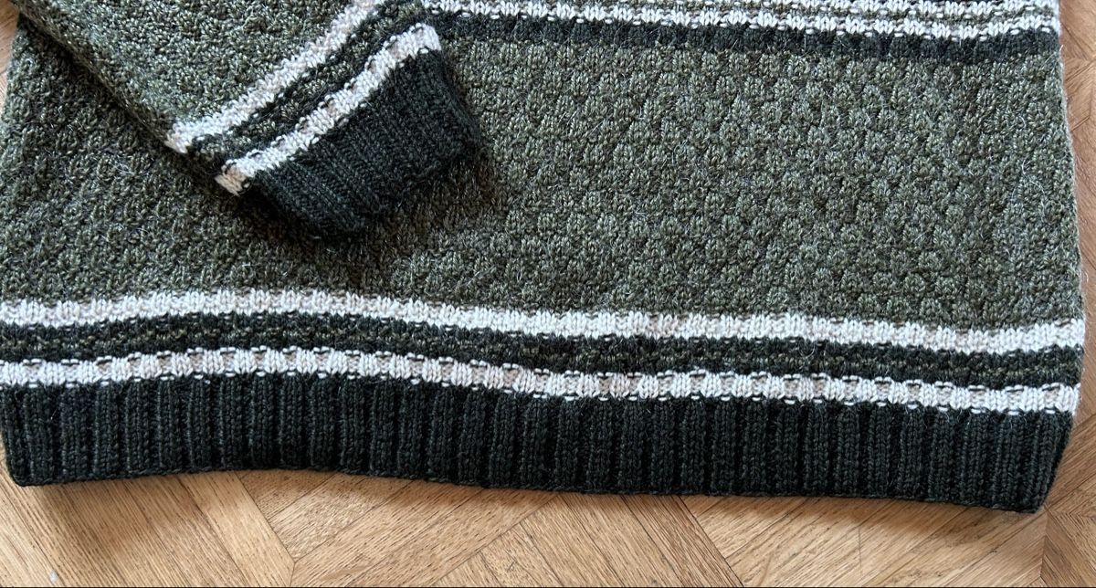 Pulls & Sweat-shirts: handgestrickter Pulli – D'occasion à Lengnau AG par Mefari 4