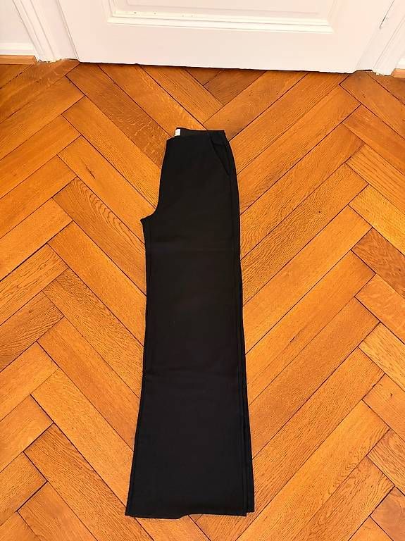 Pantaloni: &other Stories Hose 36 – Usato da Basel venduto da yet_7svp 1