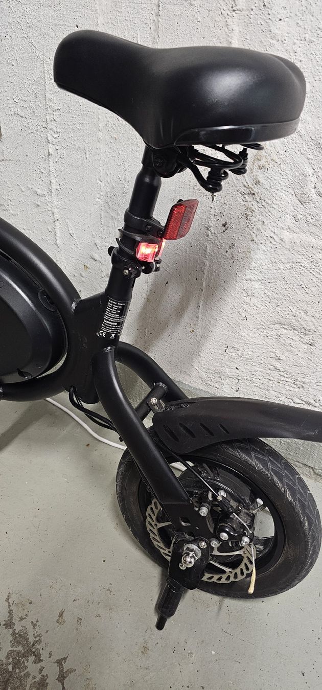 Biciclette: Elektro Fahrrad Elektroroller – Usato da Schaffhausen venduto da Zwergelster 4
