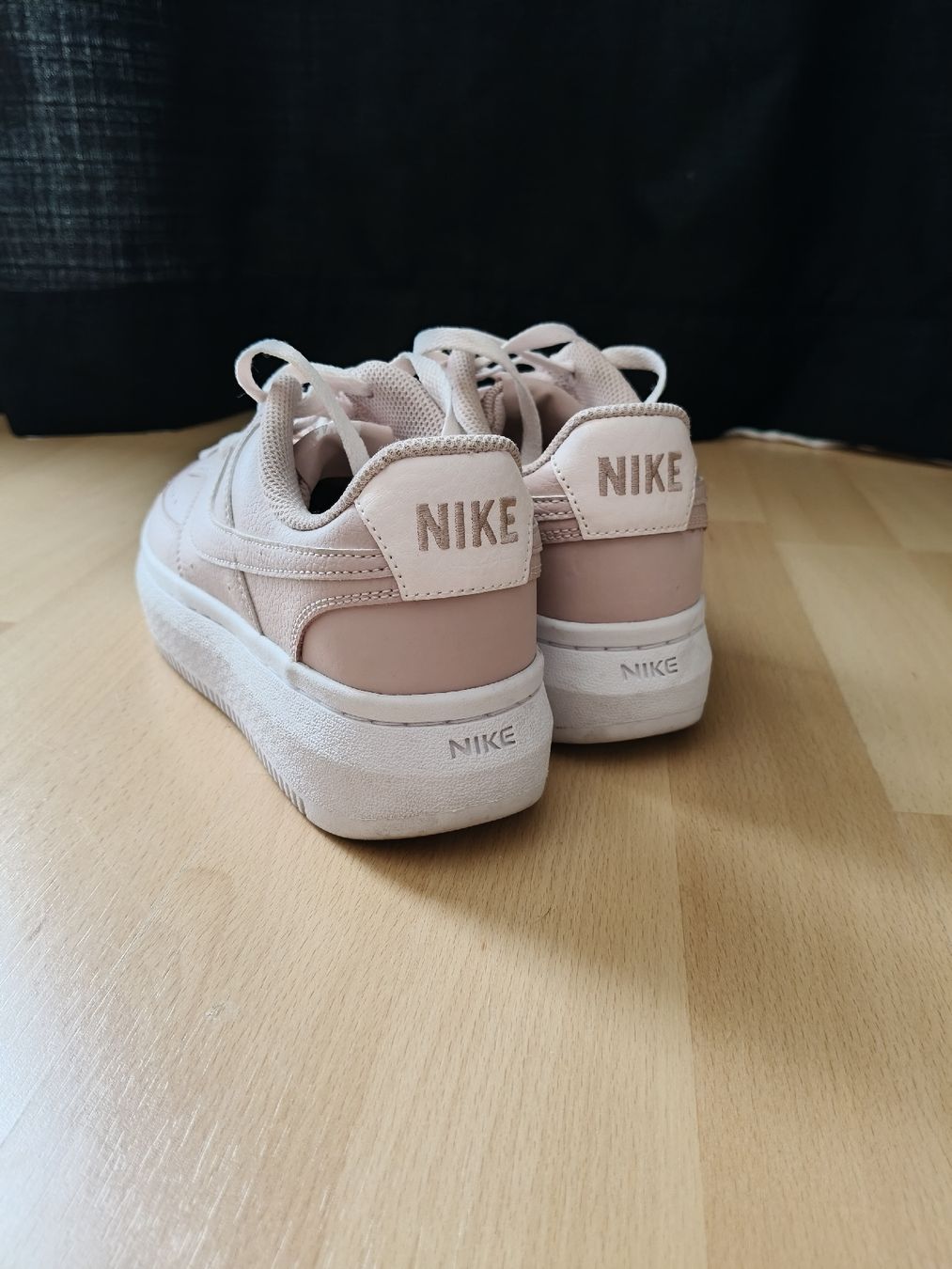 Nike Scarpe da donna: Nike Air Force Sneaker – Nuovo (secondo la descrizione) da St. Gallen venduto da jes_2xxb 1