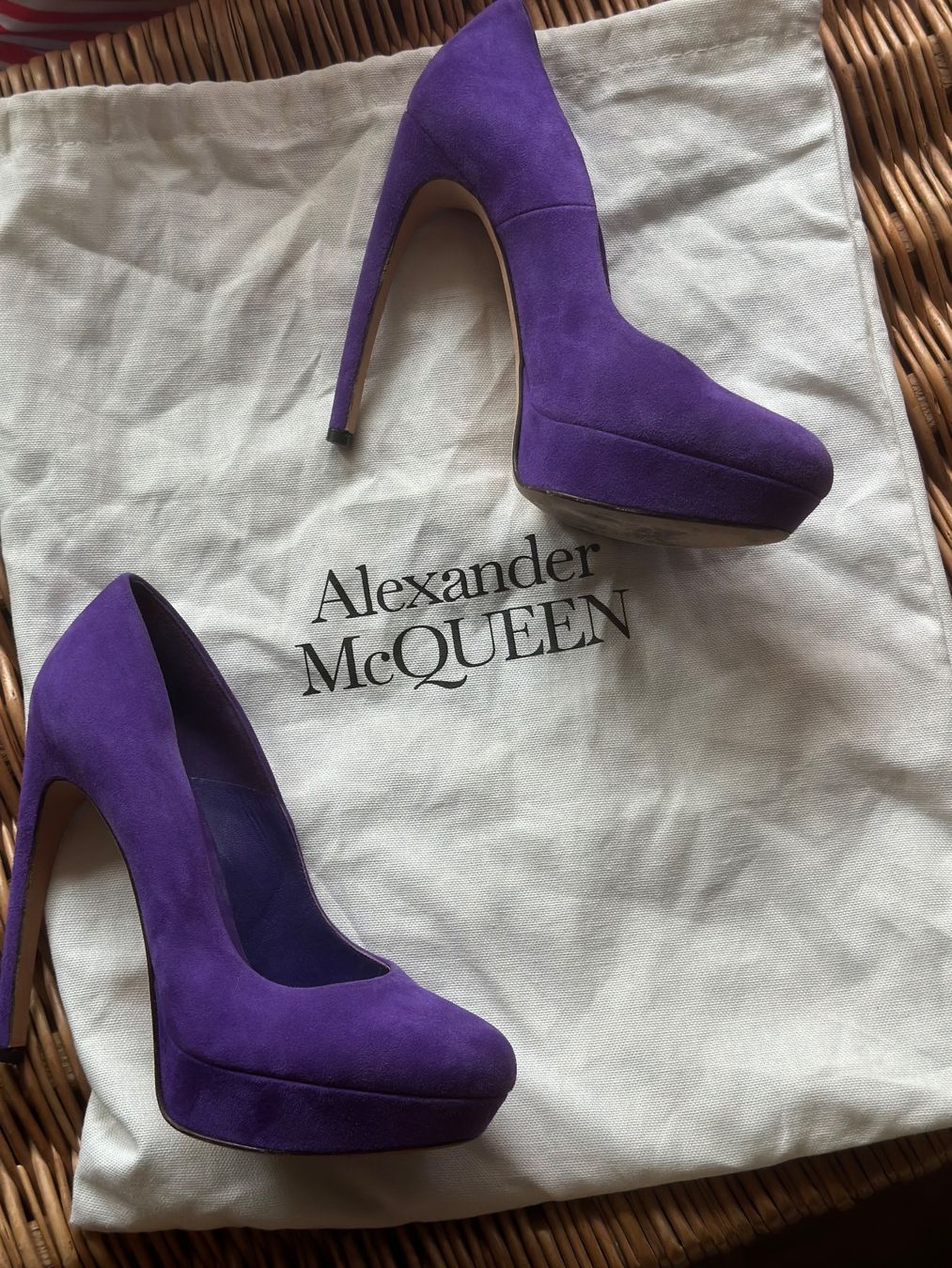 Alexander Mcqueen Damenschuhe: Alexander McQueen I Pumps | Gr. 36 – Gebraucht aus Kilchberg ZH von nad_6dwp 1