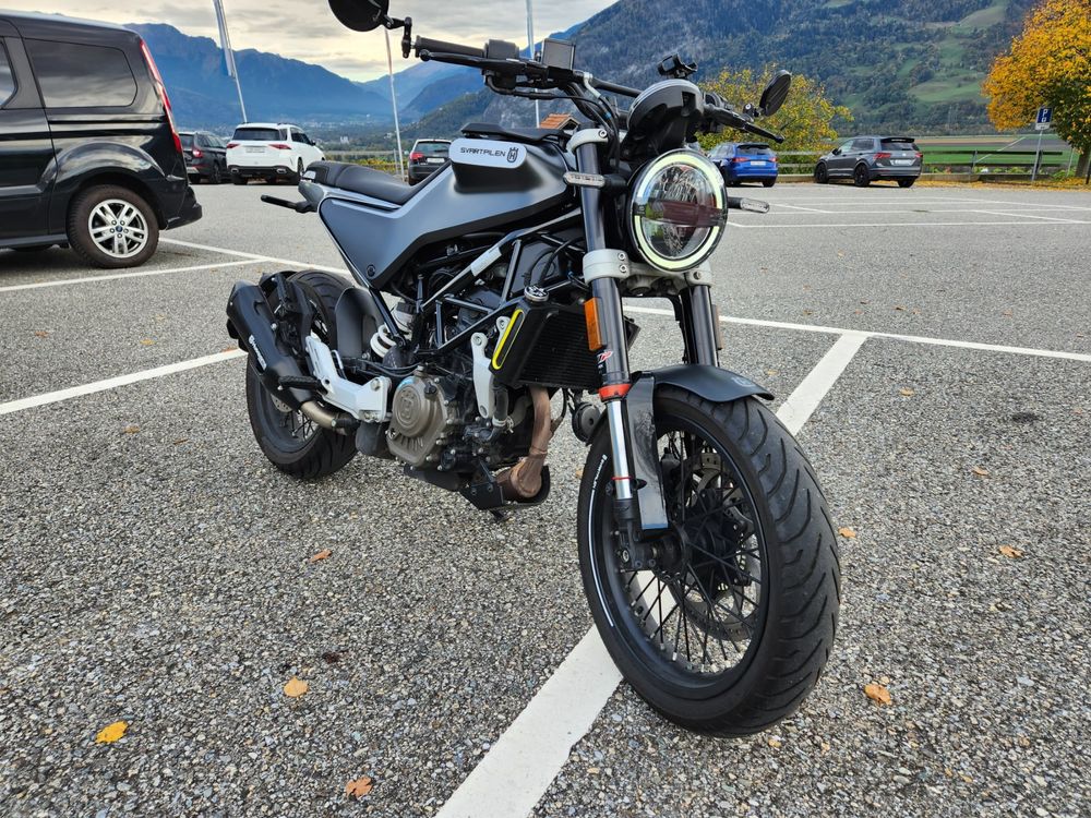husqvarna svartpilen 125cc