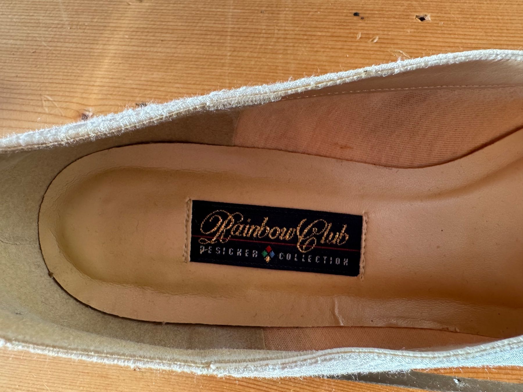 Rainbow Scarpe da donna: Seidenschuhe Grösse 7 1 mal getragen – Usato da Gams venduto da siramelina 2