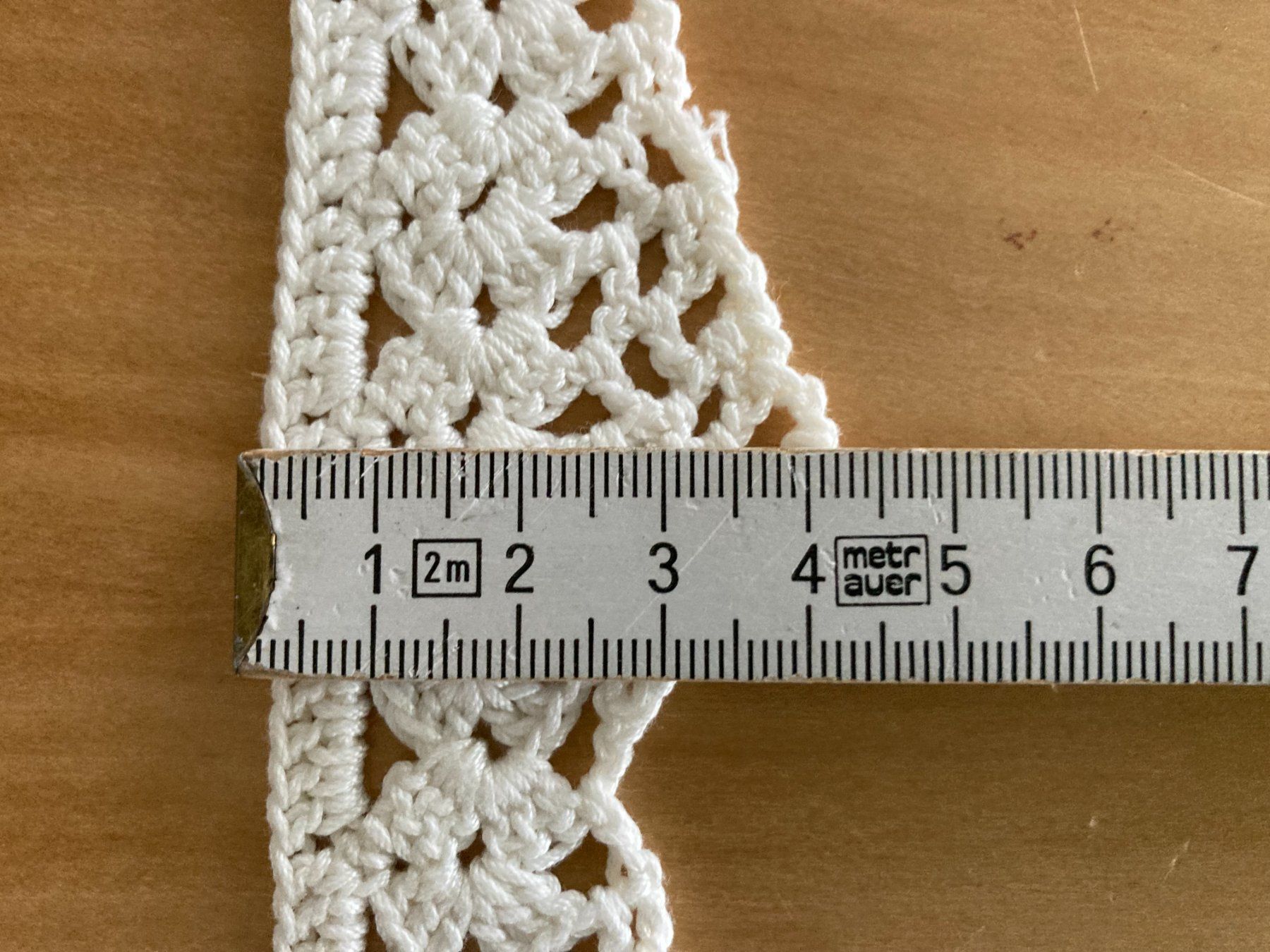 Nastri decorativi: Spitzenband   Handarbeit  Häkelarbeit – Usato da Subingen venduto da ArtBead 3