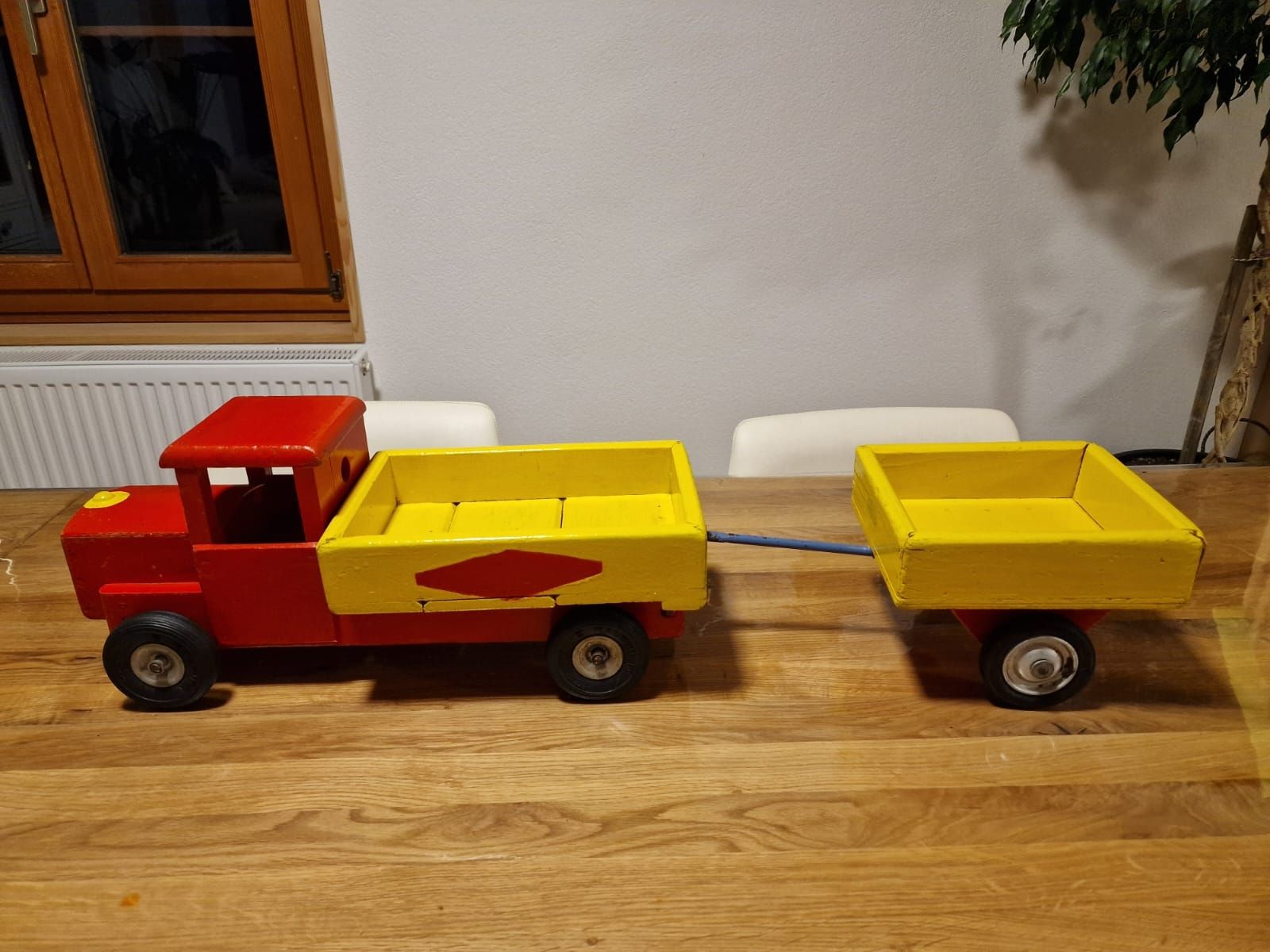 Wisa Gloria Giocattoli: Wisa Gloria Lastwagen Antik Hirsig – Usato da St. Peterzell venduto da upcycling_