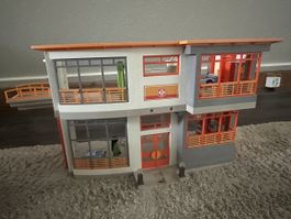 Playmobil Krankenhaus Set mit Zubehör gebrauchter Zustand