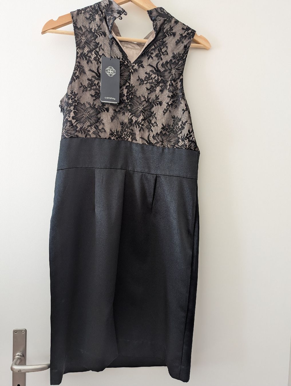 Comma Vestiti: Cocktailkleid, Comma, Grösse 36 – Nuovo e nell'imballaggio originale da Zofingen venduto da Droni_A 2