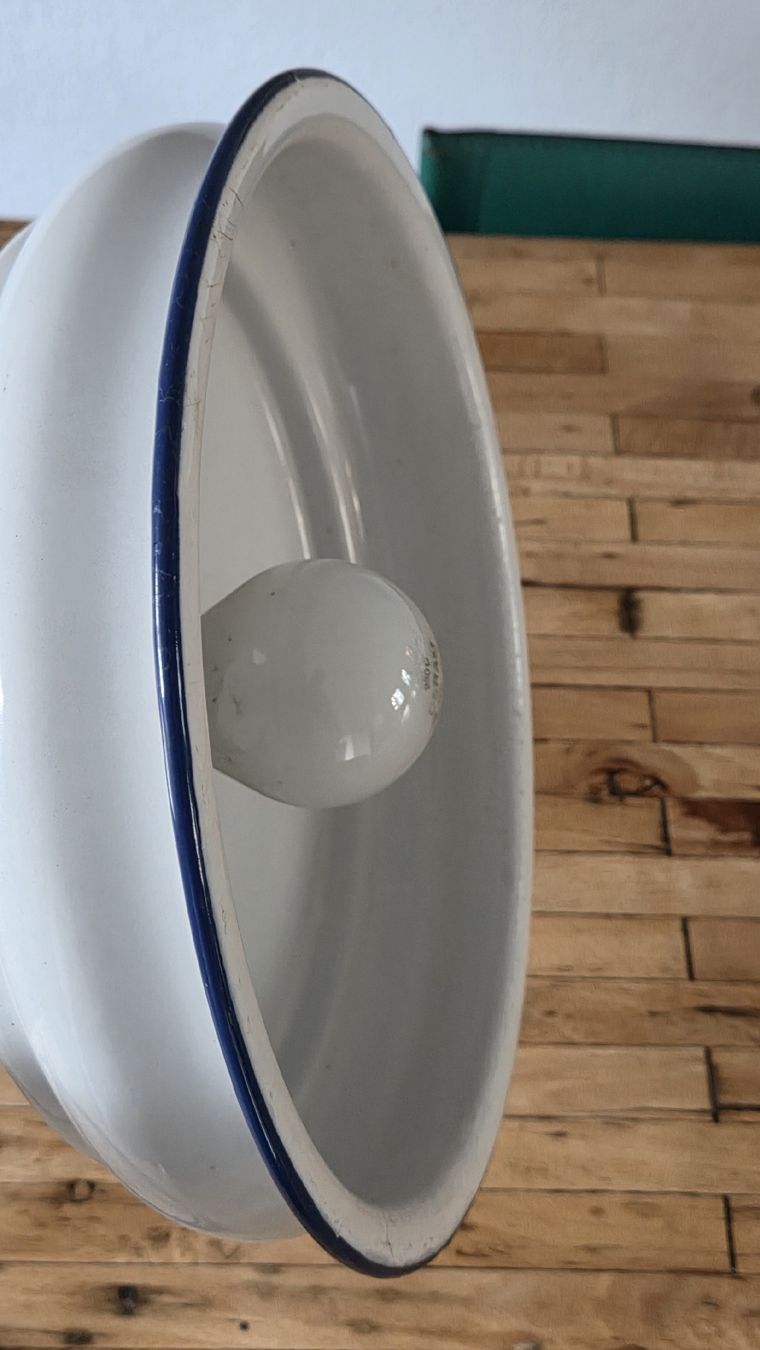 Lampadari & plafoniere: Vintage Emaille Lampe, Top Zustand – Usato da Winterthur venduto da sandi99 1