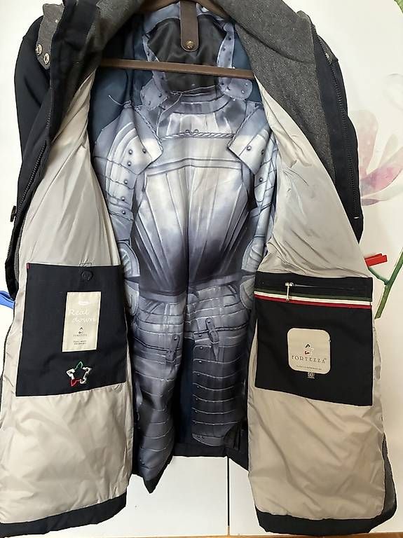 Vestes: Winterdaunen Jacke Marke Fortezza Grösse 50 – D'occasion à Adlikon b.Regensdf par mar_xpt7 2
