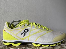 On Laufschuhe Cloudflash weiss/gelb Grösse 44 