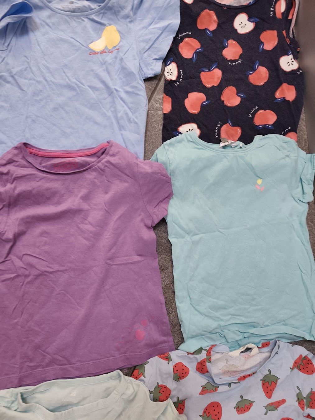 Camicette, T-shirt & Top: T-Shirt Gr. 122/128, 11 x – Usato da Fulenbach venduto da meje0081 3