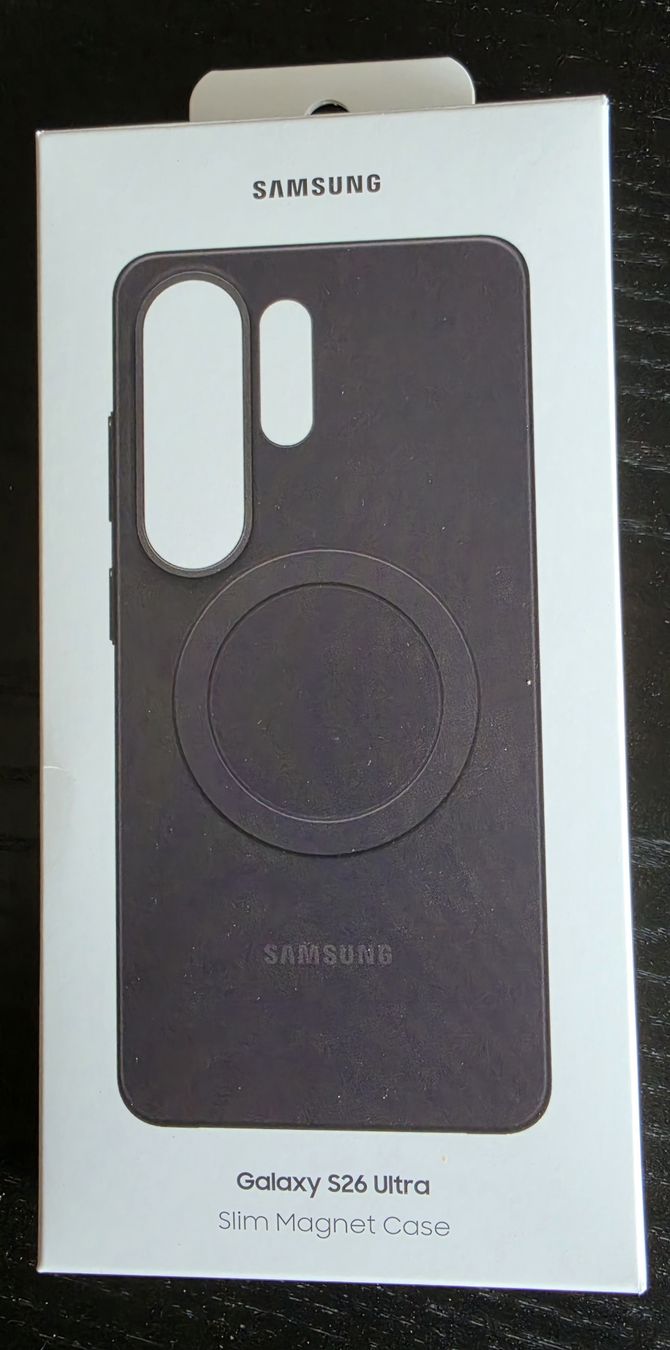 Samsung Cover & Protezioni schermo: Samsung 26 Ultra Slim Magnet Case – Nuovo (secondo la descrizione) da Thalwil venduto da Bushwood 3