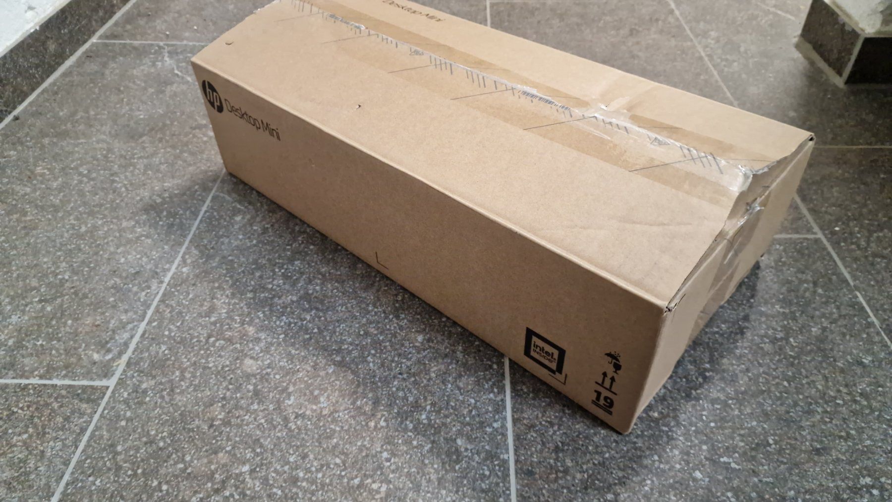Hewlett Packard PC: HP MiniDesktop G3 komplett – Usato da Bern venduto da Skiper 8