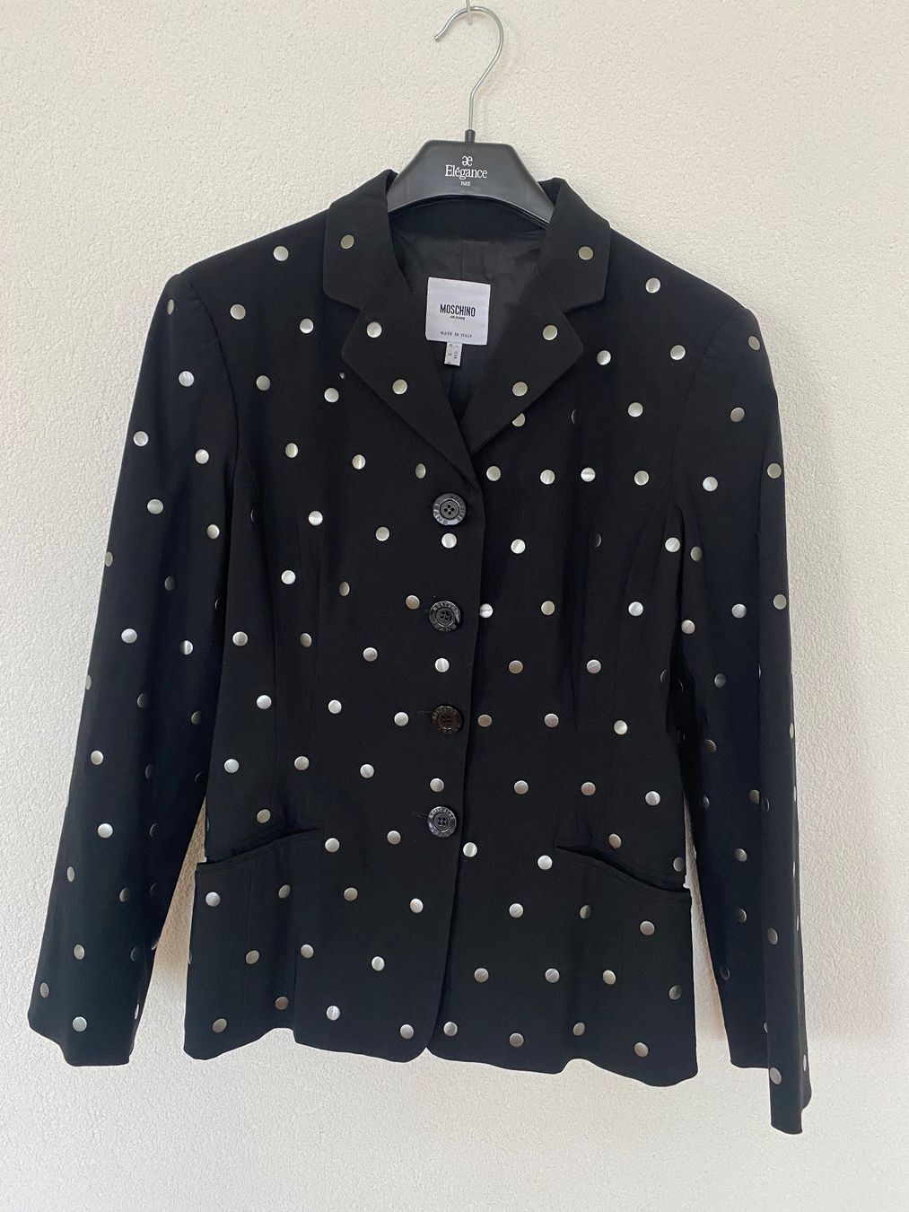 Moschino Vestes: CHIC UND ELEGANT MOSCHINO BLAZER – Neuf (Voir description) à Zürich par Fashionparade