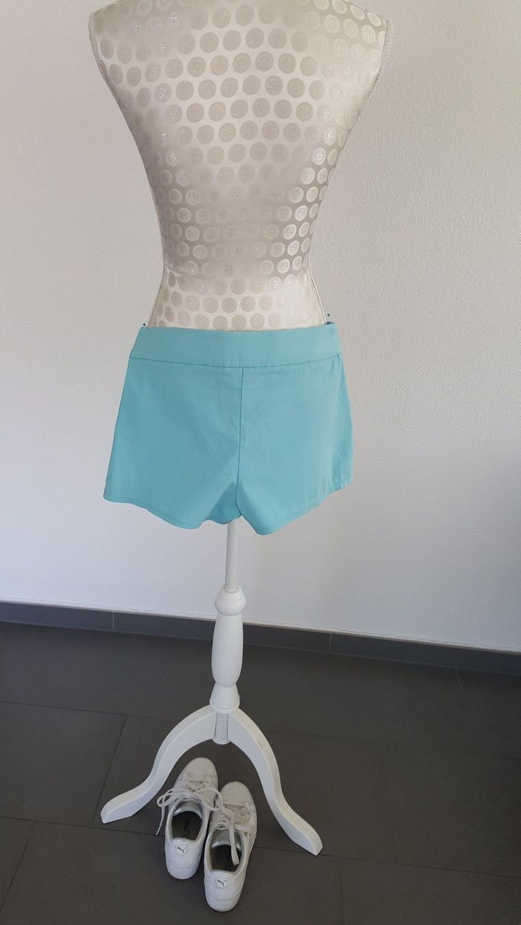 Pantaloni: Shorts 34/pantaloncini 38 – Usato da Magden venduto da stricklady 5