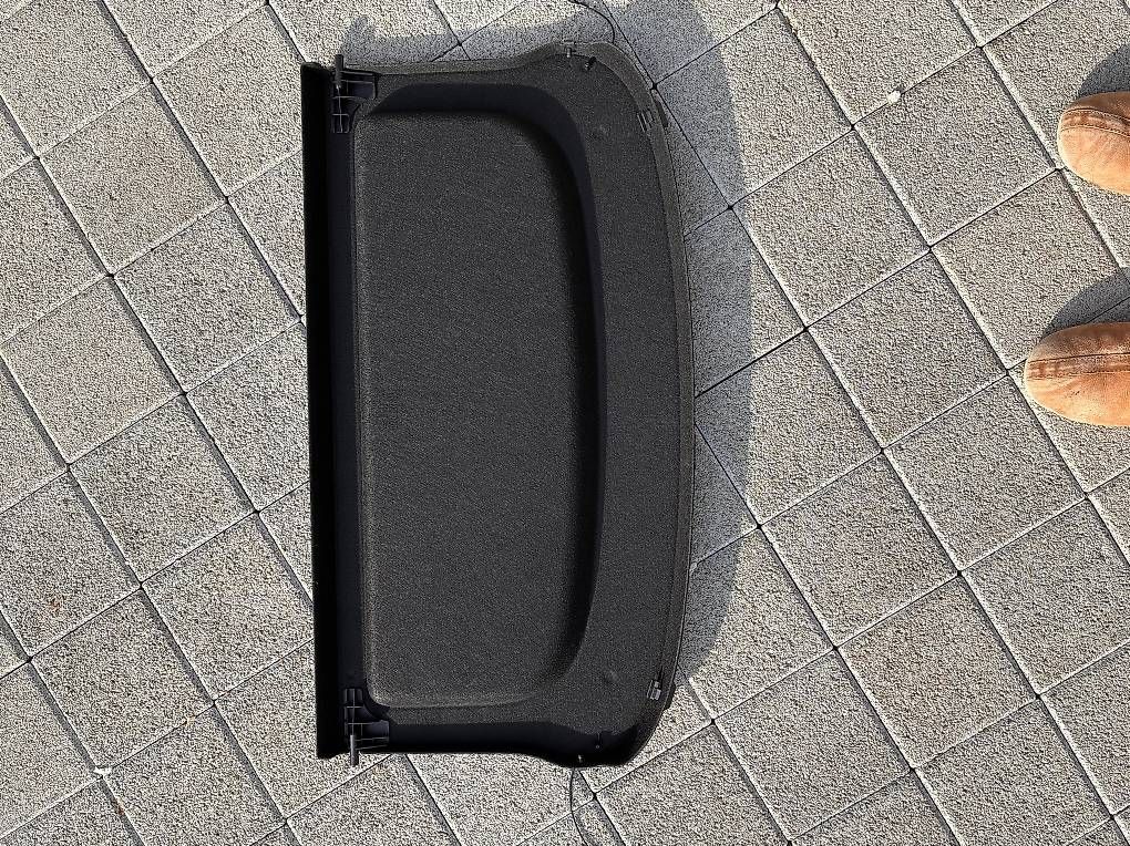Audi Tutti pezzi di ricambio auto: Audi Q3 SQ3 RSQ3 Hutablage – Usato da Uster venduto da phl_9rmj 1