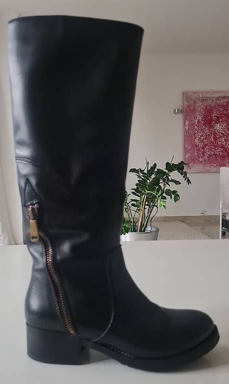 Damenschuhe: Hoher Lederstiefel, Bikerstyle, Gr. 38 – Gebraucht aus Kreuzlingen von vir_thb7