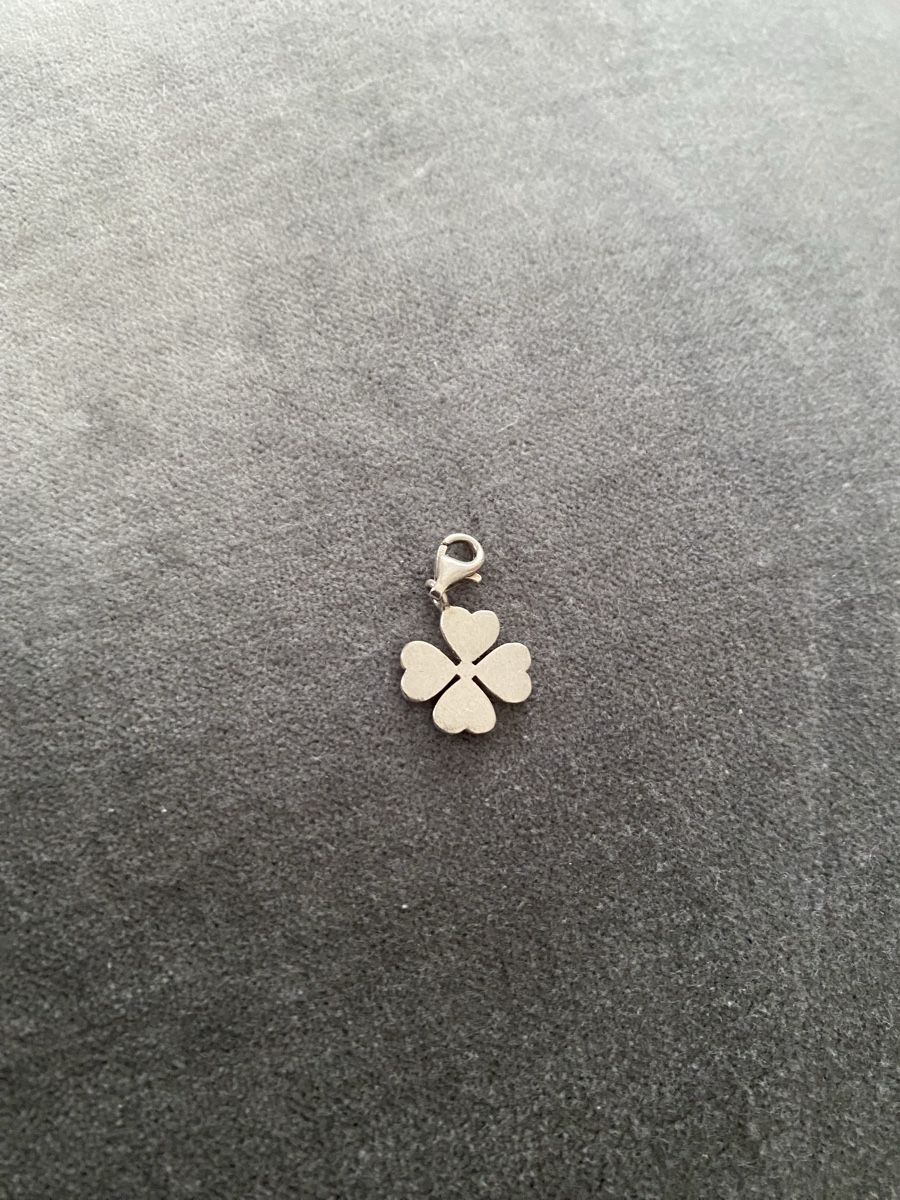 Thomas Sabo Ciondoli: Thomas Sabo Charm Kleeblatt – Usato da Muri AG venduto da sonneblueme10