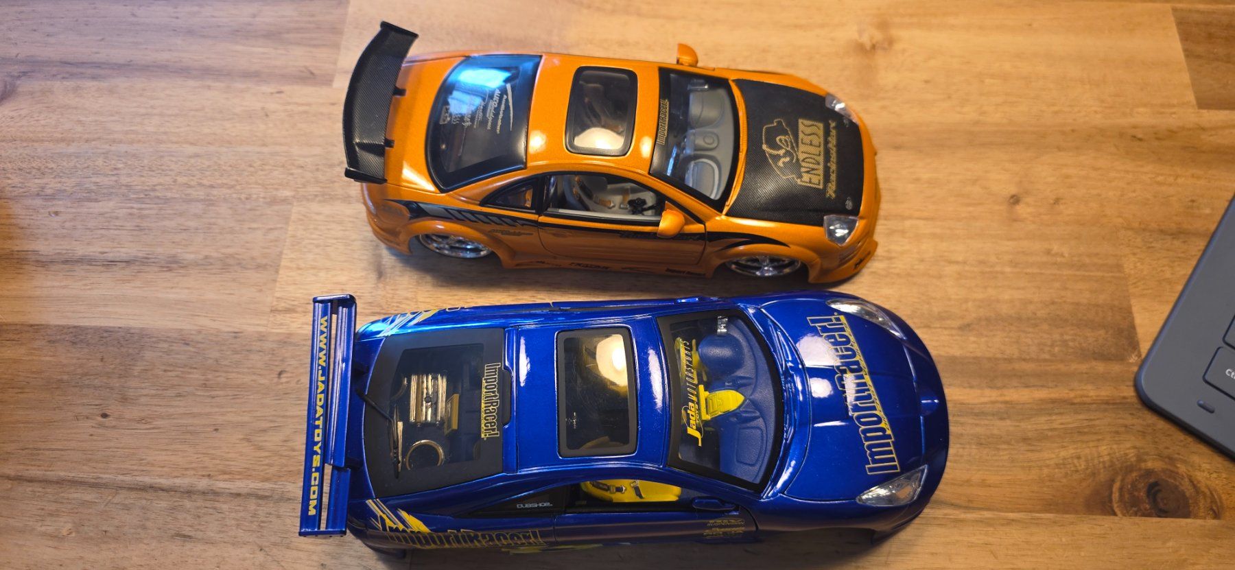 Jada Toys Modellini d'auto: 2 Modellautos Jada  Racer Tuning Optik 1:24 – Usato da Hochfelden venduto da Danizh0 3