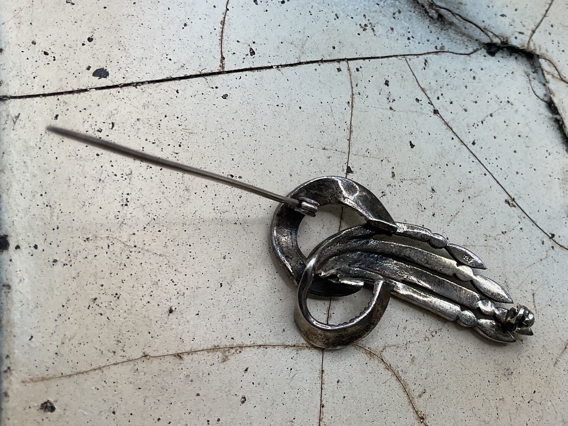 Spille & Fermagli: Vintage Brosche Sterlingsilber mit Markasiten – Usato da Luzern venduto da S.Kern01 3