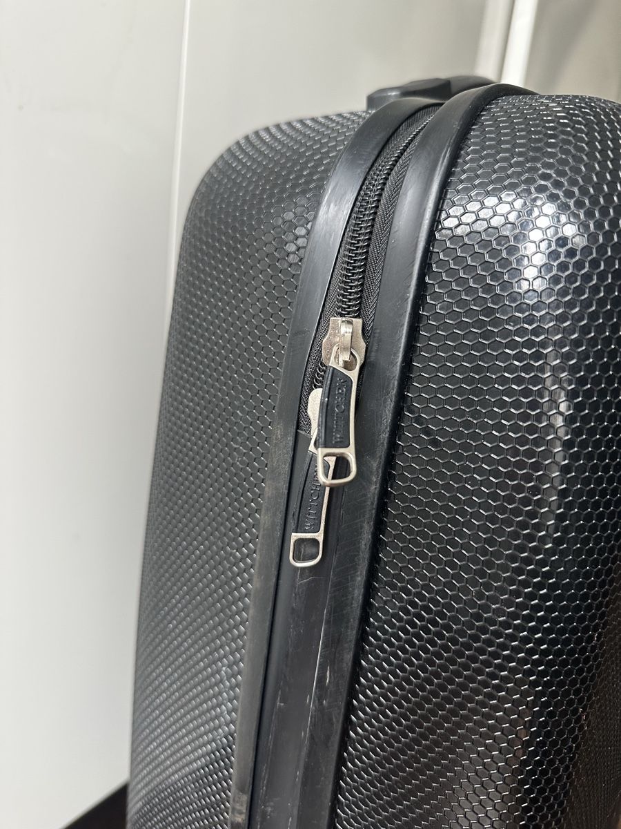 Valigie: Black cabin suitcase small hand luggage – Usato da Uster venduto da Monika_OB 3