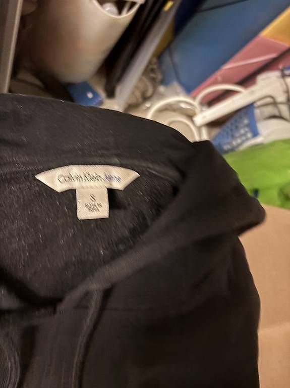 Maglioni & Felpe: Calvin Klein hoodie – Usato da Oberdiessbach venduto da shan26 2