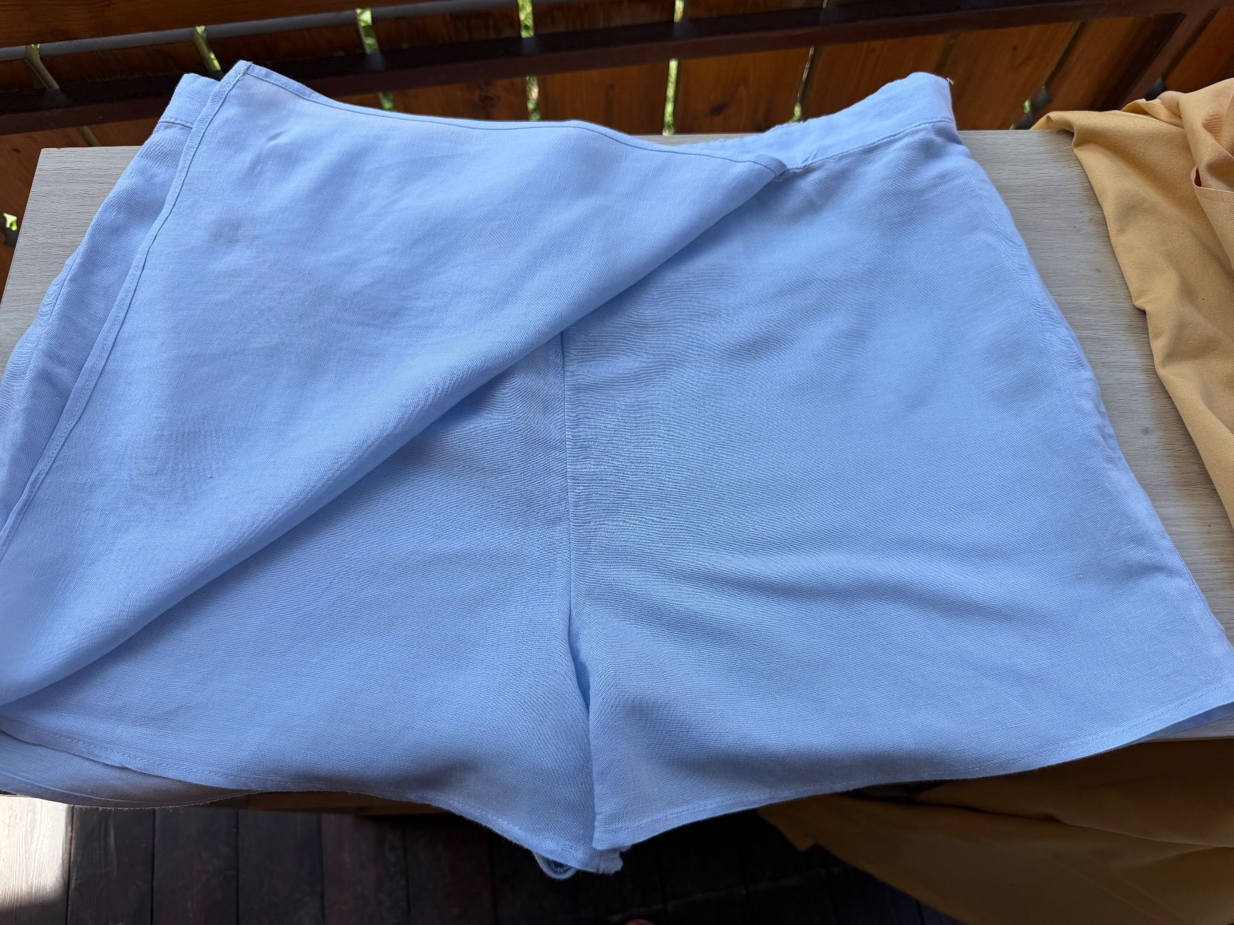 H&M Gonne: H&M Skort hellblau Gr. XL – Nuovo (secondo la descrizione) da Zermatt venduto da cacador