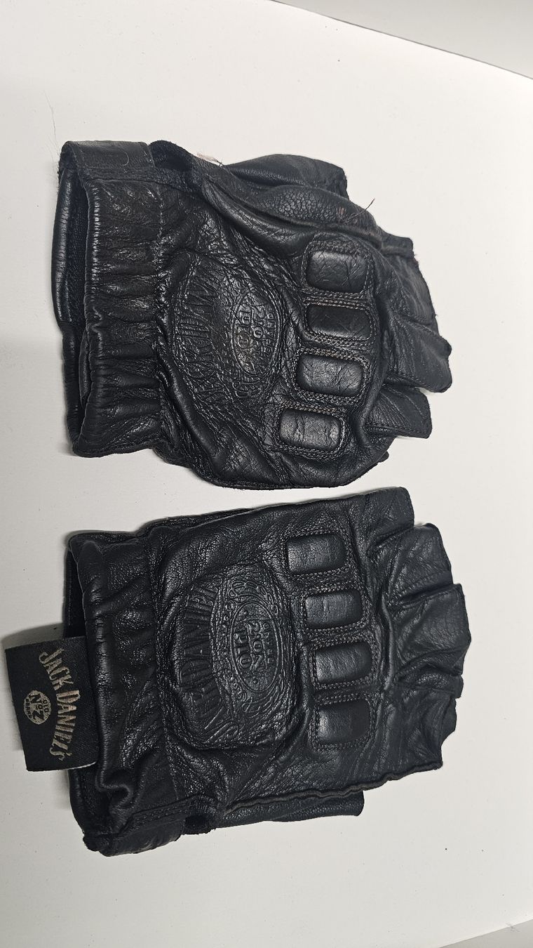 Guanti & manicotti: Leder-Handschuhe Fingerlos Grösse XL, Jack Daniel's, – Usato da Fislisbach venduto da Jessyalisha