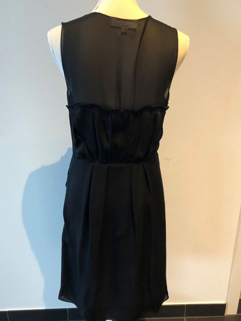 Michael Kors Kleider: Robe en soie noire Michael Kors taille 38 – Neu (gemäss Beschreibung) aus Lausanne von Flo1006 1