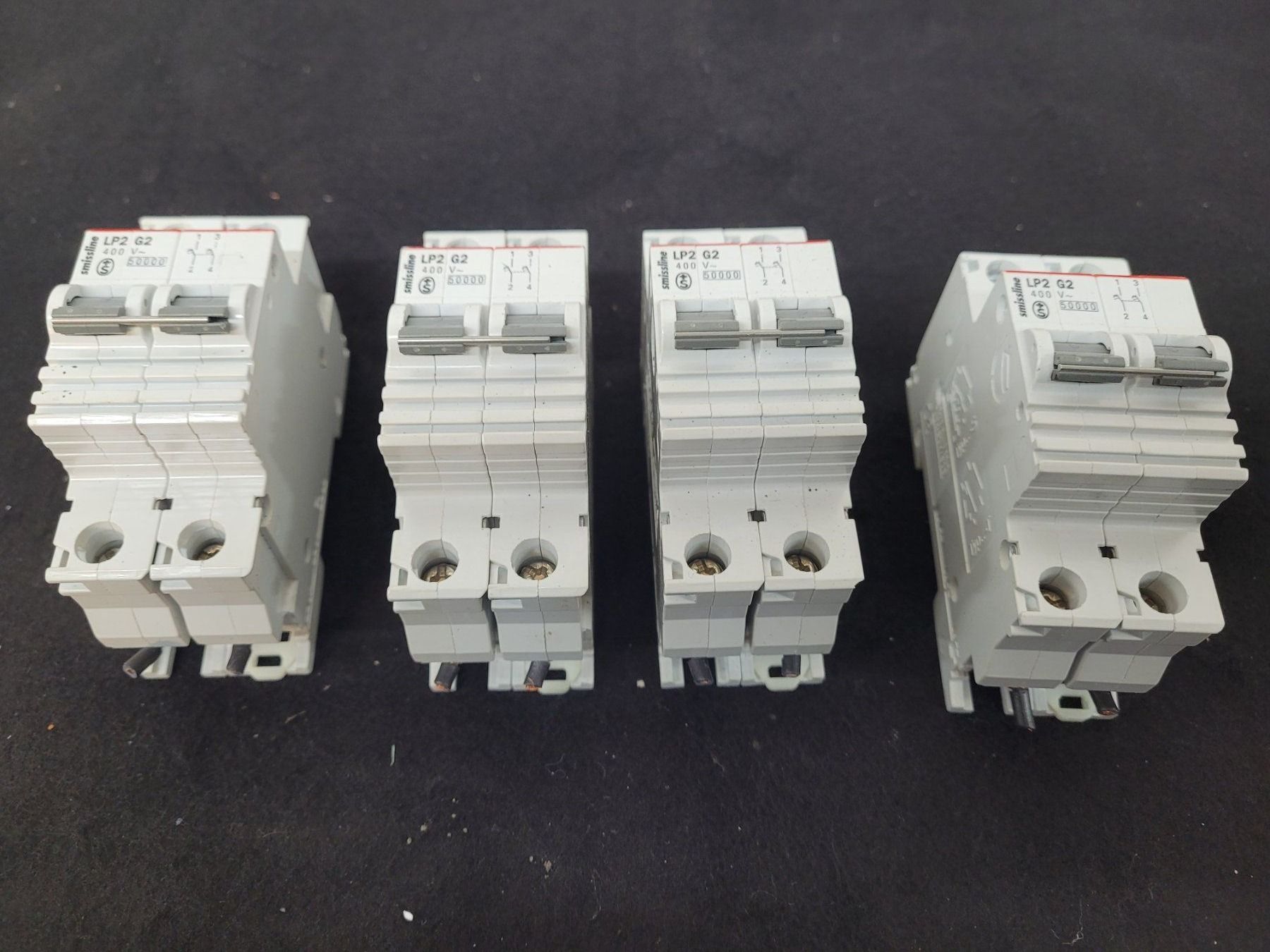 Interruttori: 4 Stück LS - Swissline 400V / LP2 G2 – Usato da Vitznau venduto da Night-Fire 2