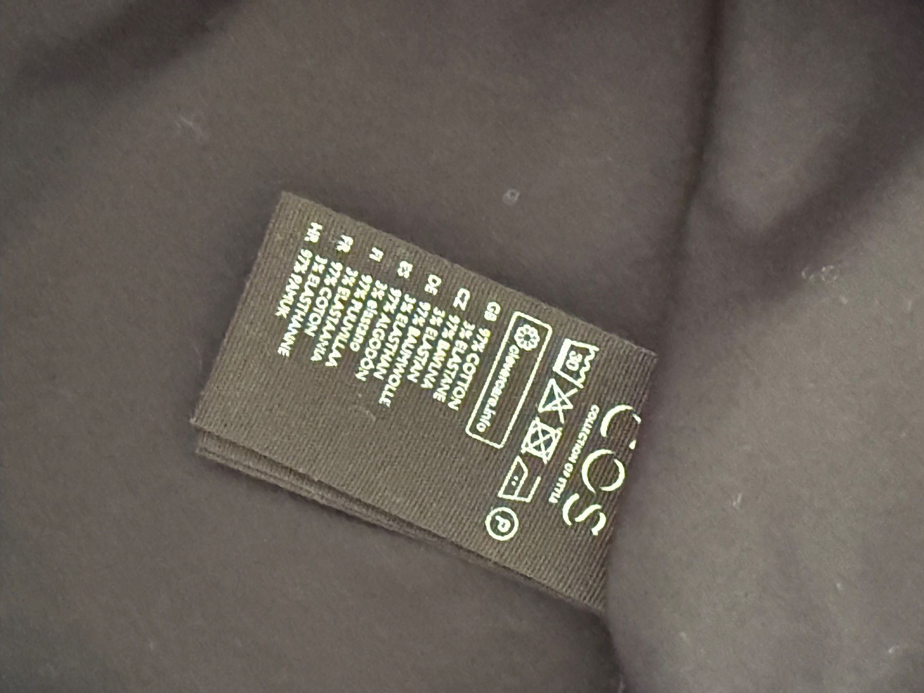 Cos Top: COS Schwarze Bluse, Grösse S, Top Zustand! – Nuovo (secondo la descrizione) da Zürich venduto da Ju777 2