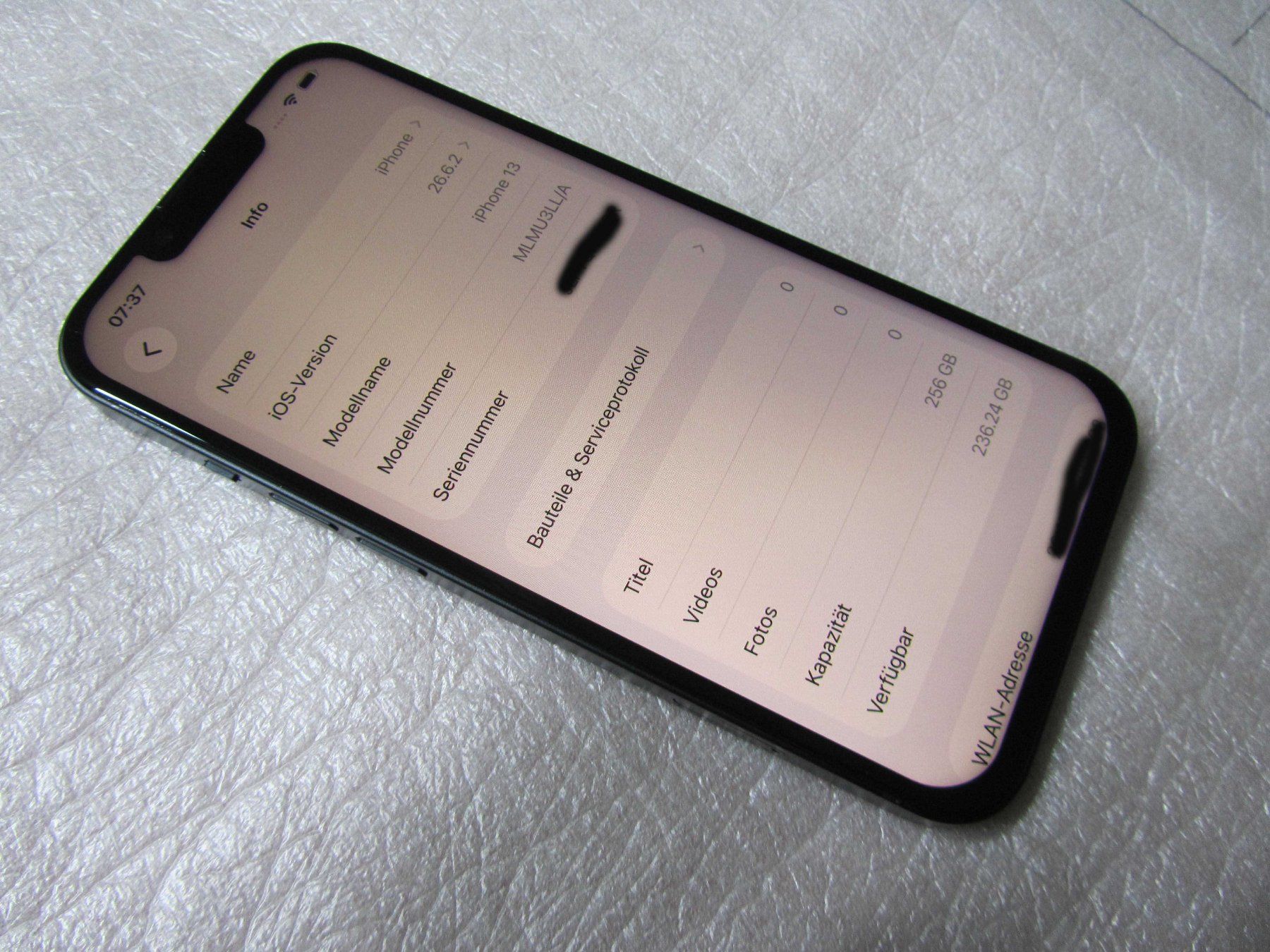 Apple Portables: Apple iPhone 13 256GB Midnight – D'occasion à moosseedorf par RTN10 1