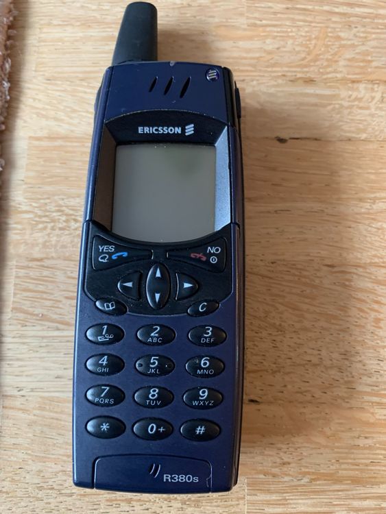 Ericsson R380s - Juwel aus der mobilen Urzeit (Gebraucht) in Jegenstorf ...