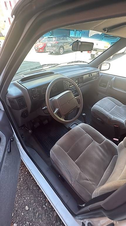 Veicoli da campeggio: CHRYSLER VOYAGER MINI CAMPER – Usato da Berneck venduto da noa_my9y 2