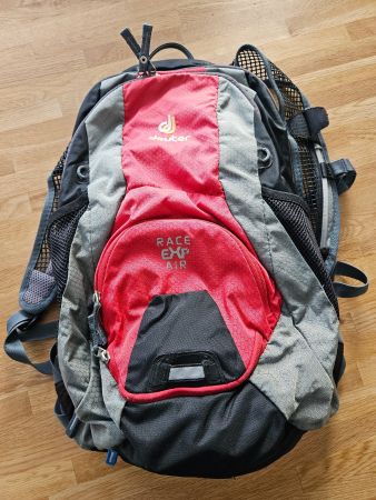 Deuter Race Exp Air Bike Rucksack 12+3 L.  / gute Occasion