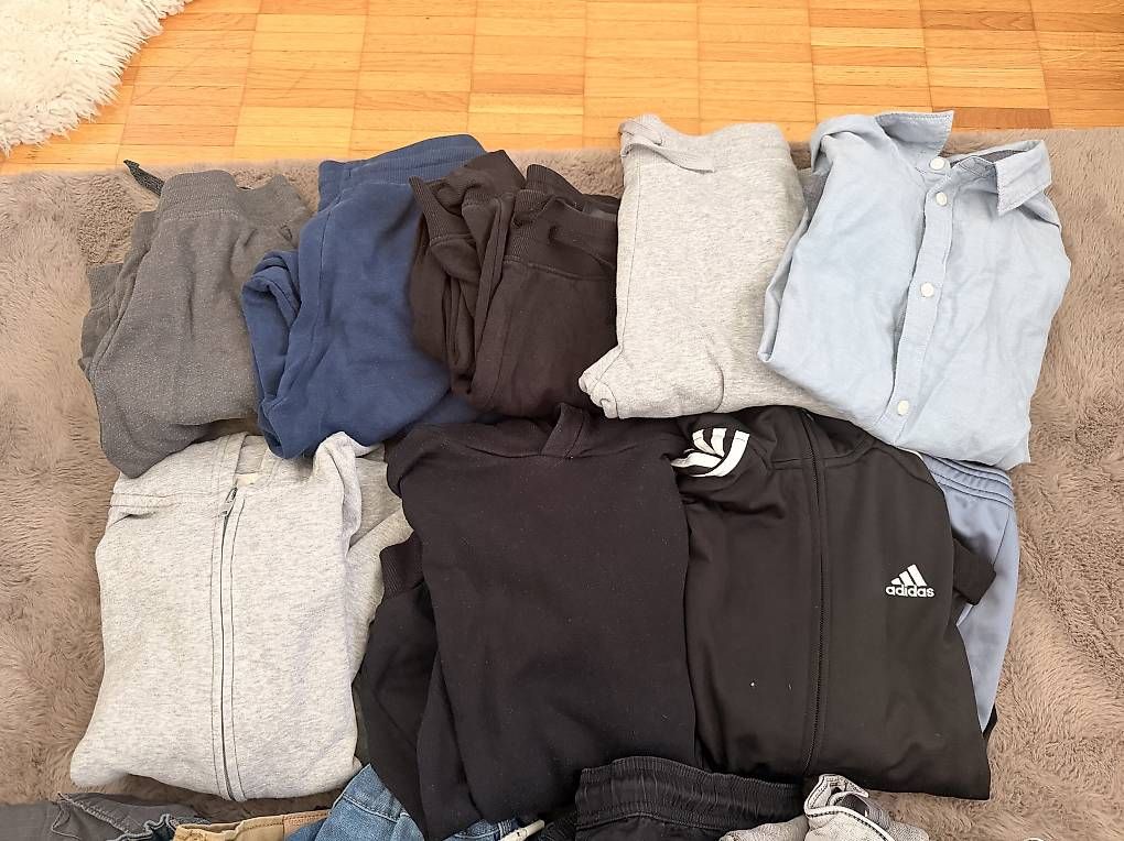 Lotti & Set di vestiti: Kleiderpacket Jungen Gr. 152 – Usato da Bülach venduto da Potinam 2