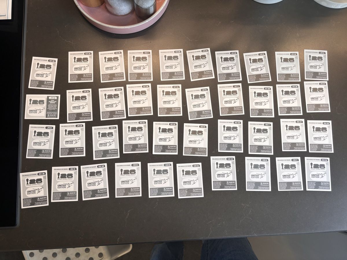 Panini Carte collezionabili: 40 verschiedene Panini Sticker – Usato da Niederuzwil venduto da MT5612 1