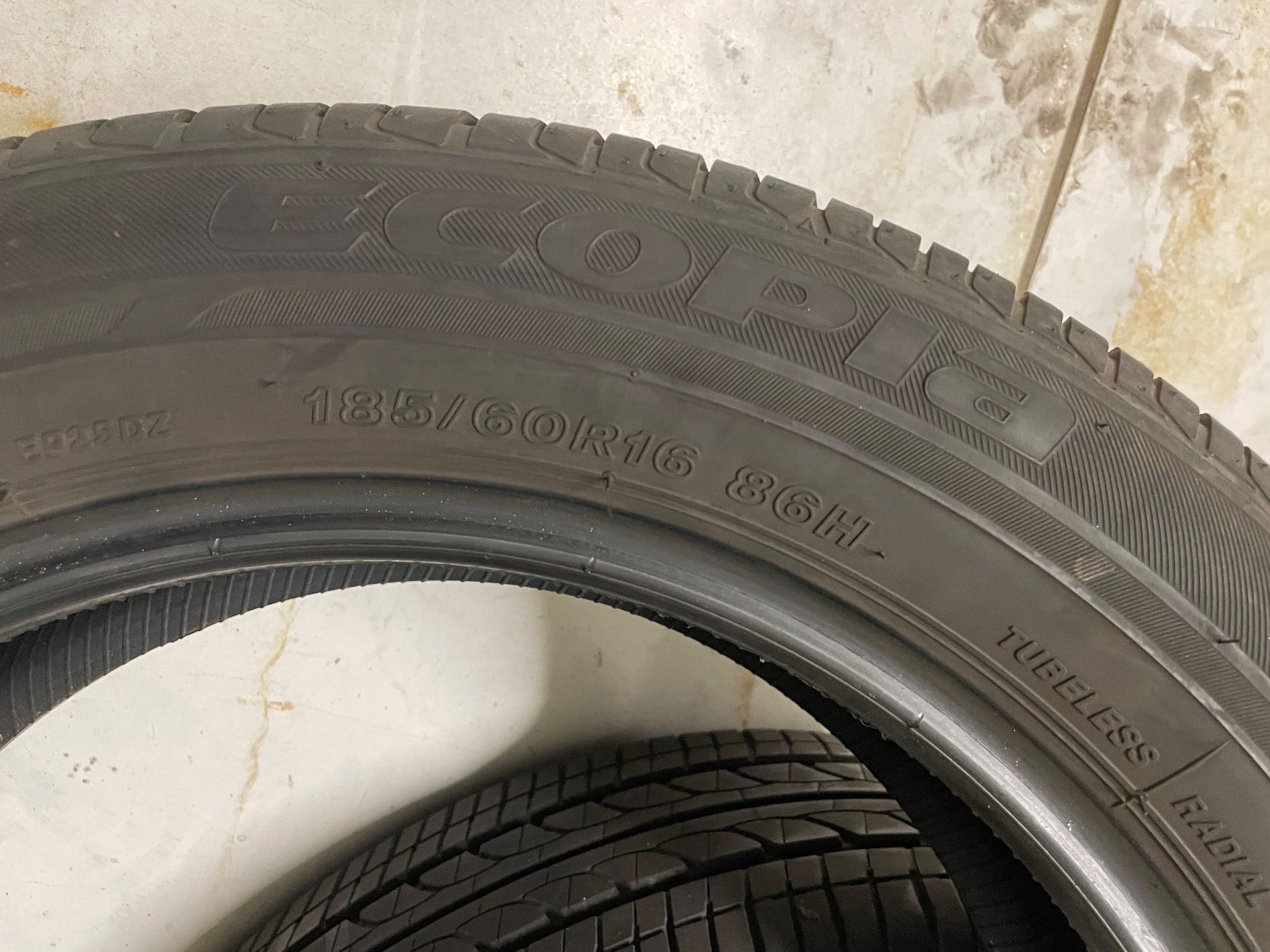 Bridgestone Pneumatici & Ruote complete: 2x gebrauchte Sommerpneu 185/60 R 16 – Usato da Liestal venduto da Butze84 3