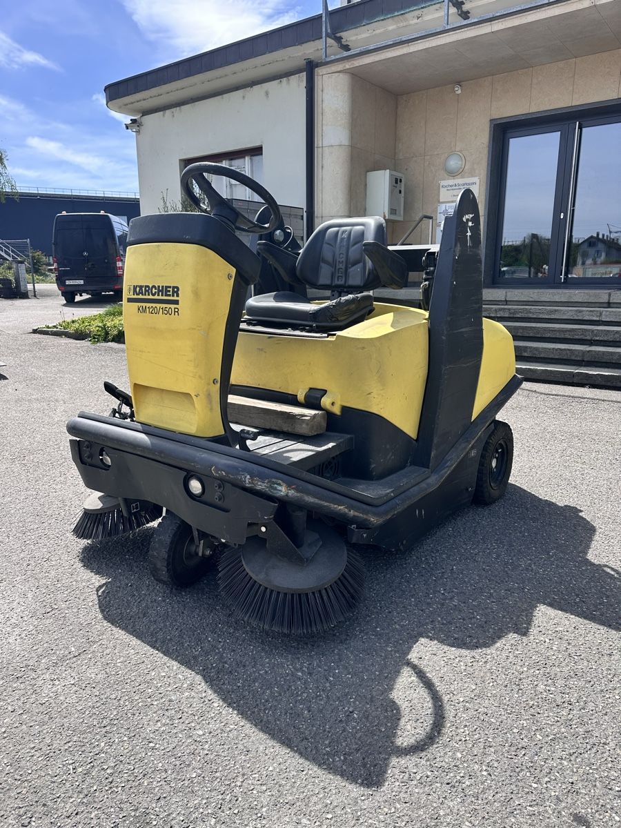 Kärcher Alle Maschinen: Kärcher Putzmaschine Kehrmaschine – Gebraucht aus lyssach von brax2019 4