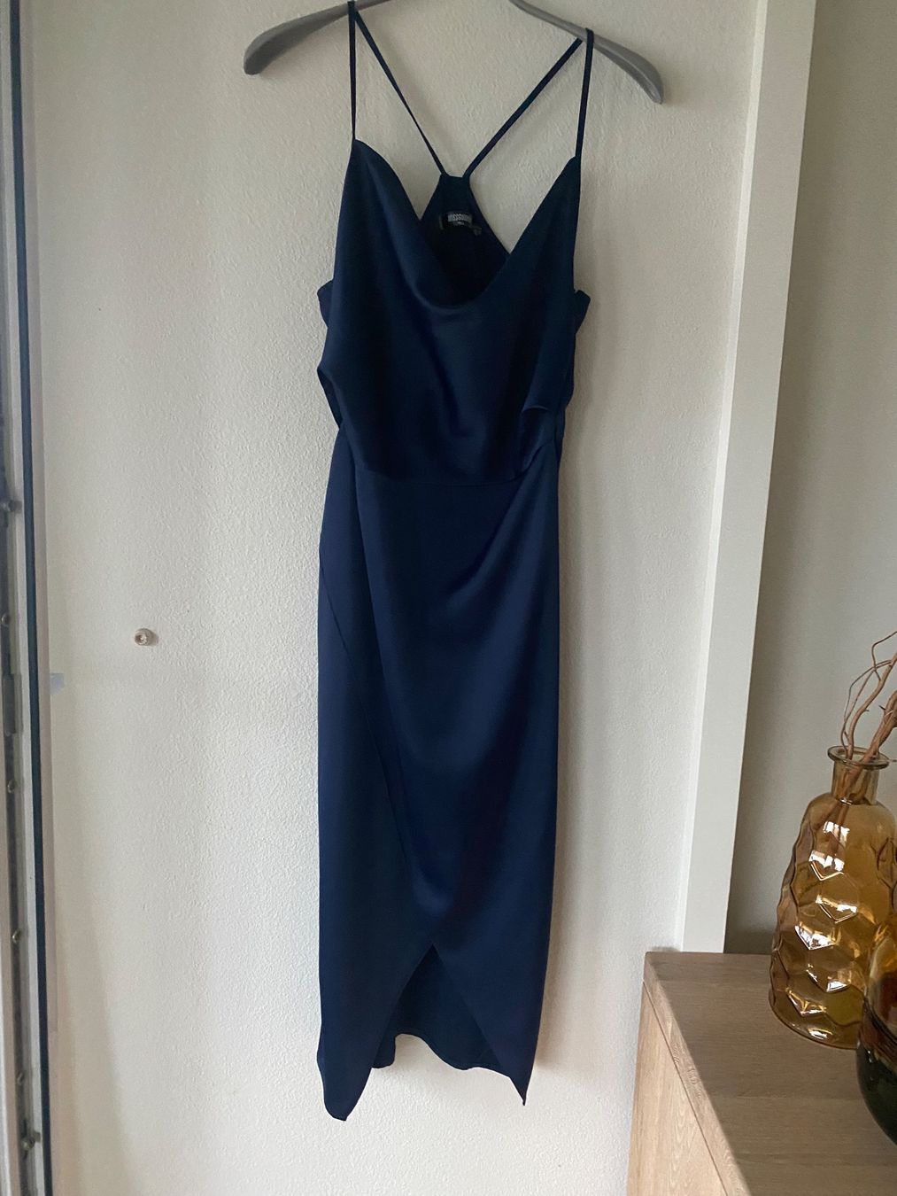 Robes: Cocktail Abendkleid Satin Gr S/M – Neuf (Voir description) à Zug par estarthyme 4