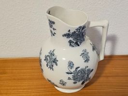 Antike Porzellan Wasserkrug Kanne Blumendekor blau weiss 3L.