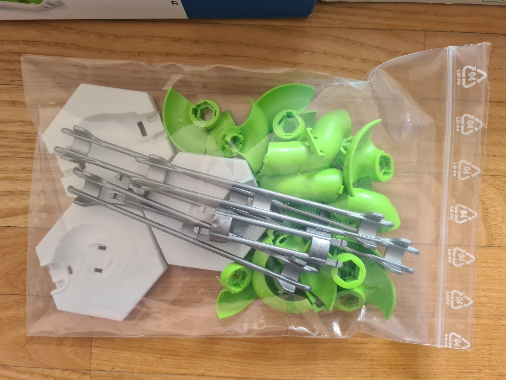 Ravensburger Baukästen: Gravitrax Starter Set + Expansion Tunnels + weitere Teile – Gebraucht aus Steinhausen von MilaB 3