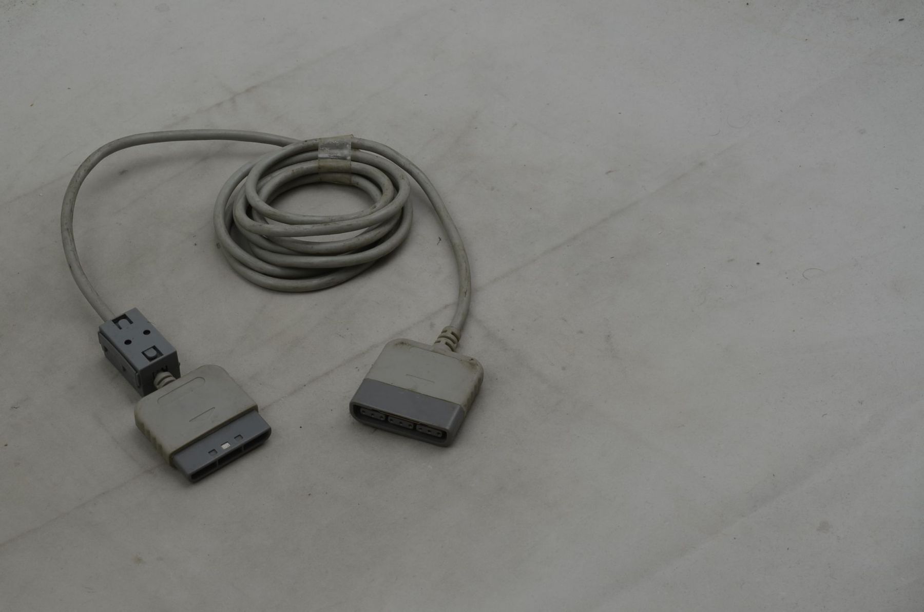 Adattatori & Cavi: PS1 Controller Verlängerung – Usato da Buchs AG venduto da SellAndBuyX 2